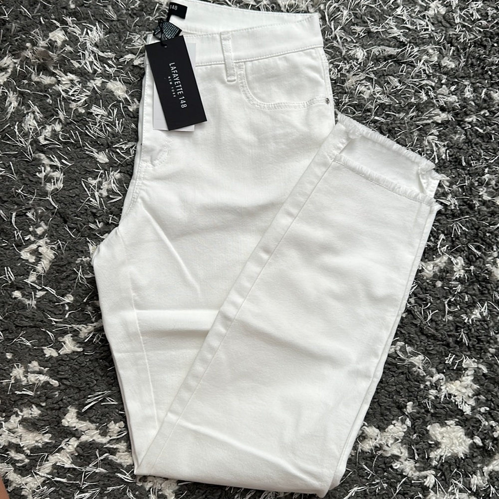 White Lafayette 148 New York jeans; never worn and has a tag.